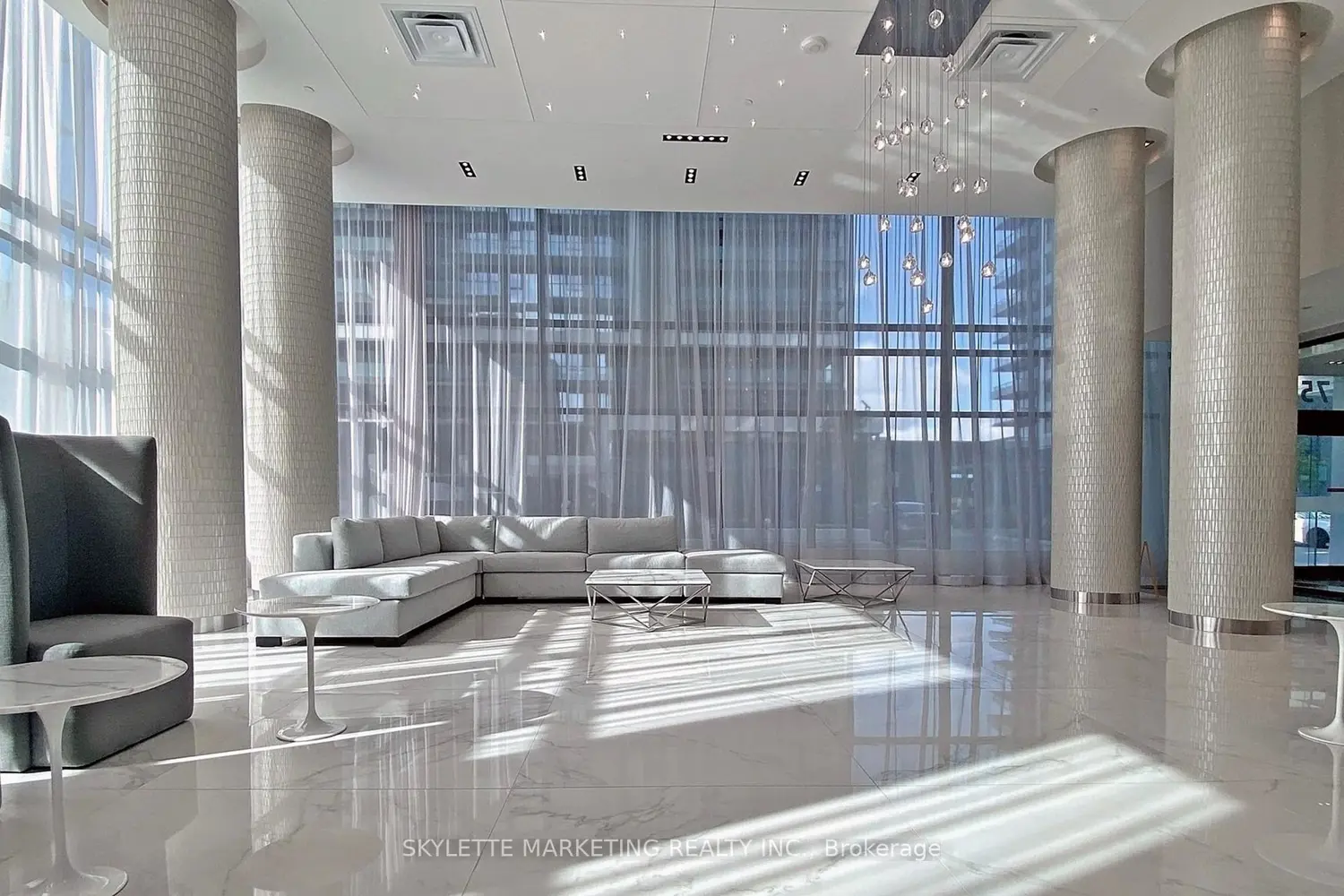 Additional image 4 of 75 Oneida Crescent 410