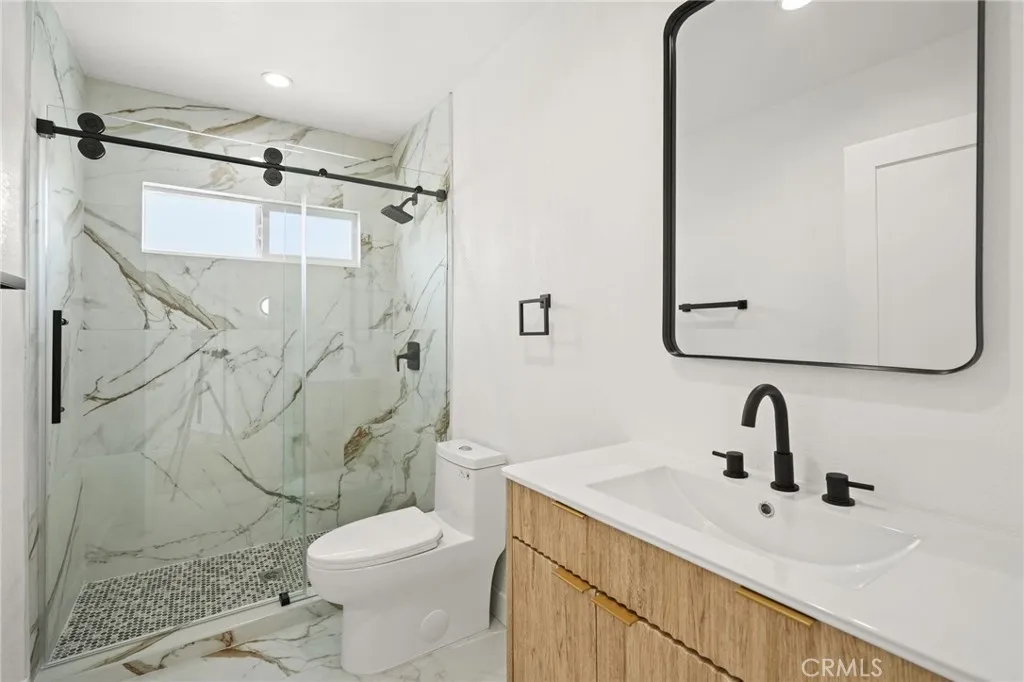 Additional image 57 of 7010 Lennox Avenue Unit B, Van Nuys, CA 91405