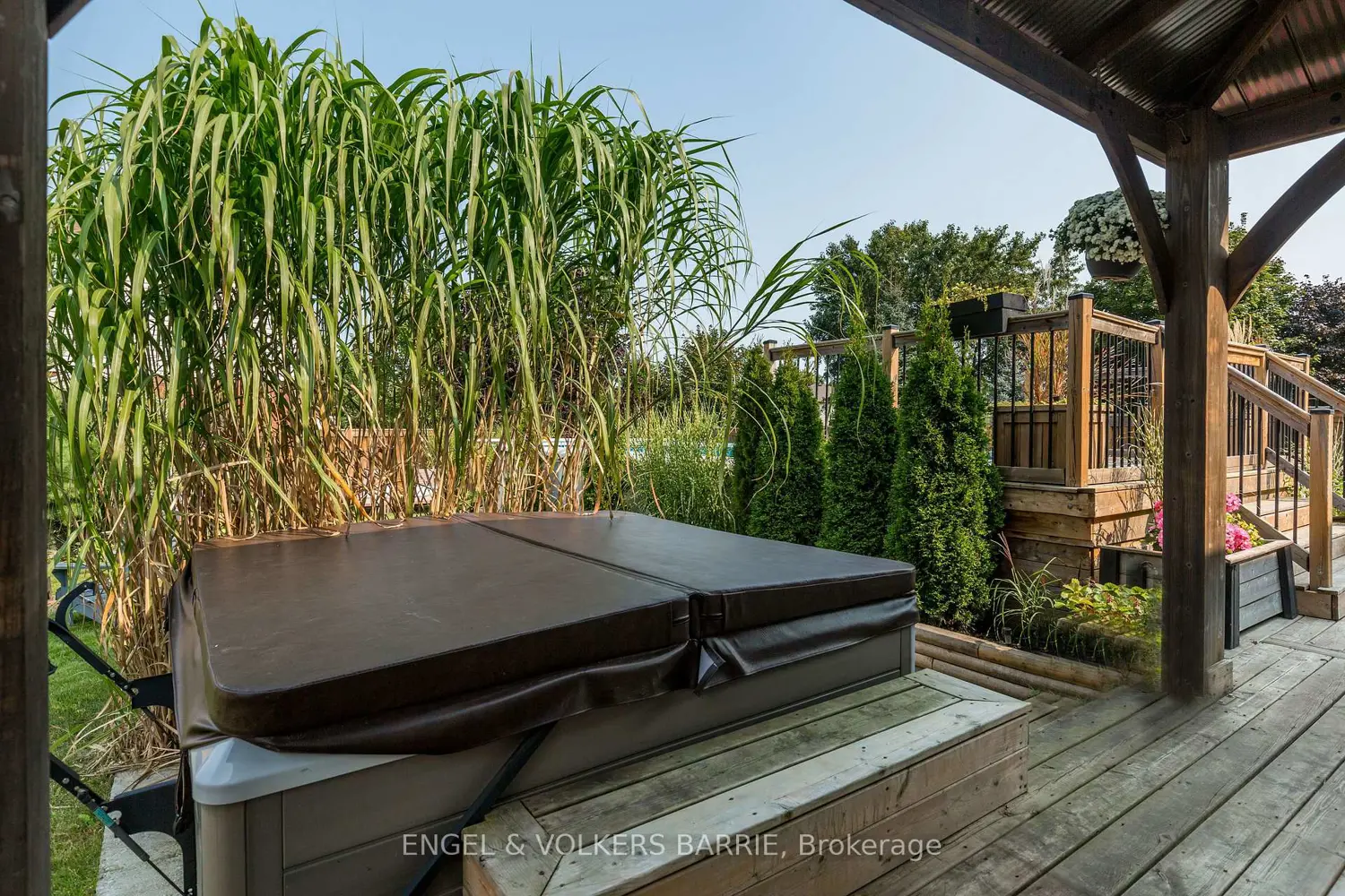 Additional image 18 of 139 Columbia Road