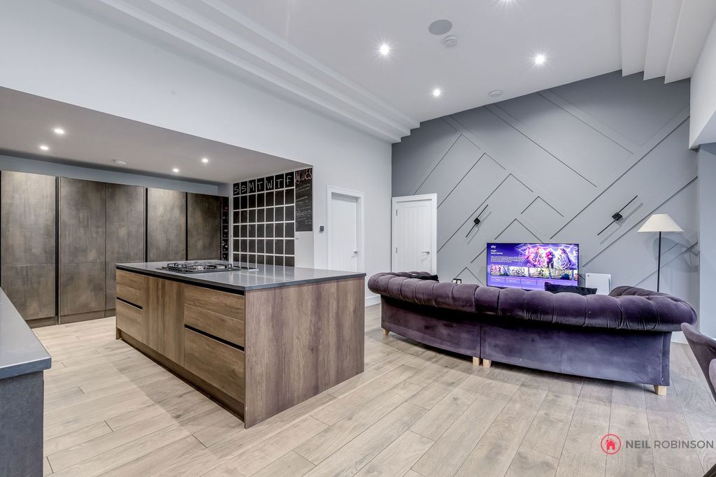 Additional image 10 of 12 bed detached house for salePhipps Lane, Burtonwood, Warrington WA5