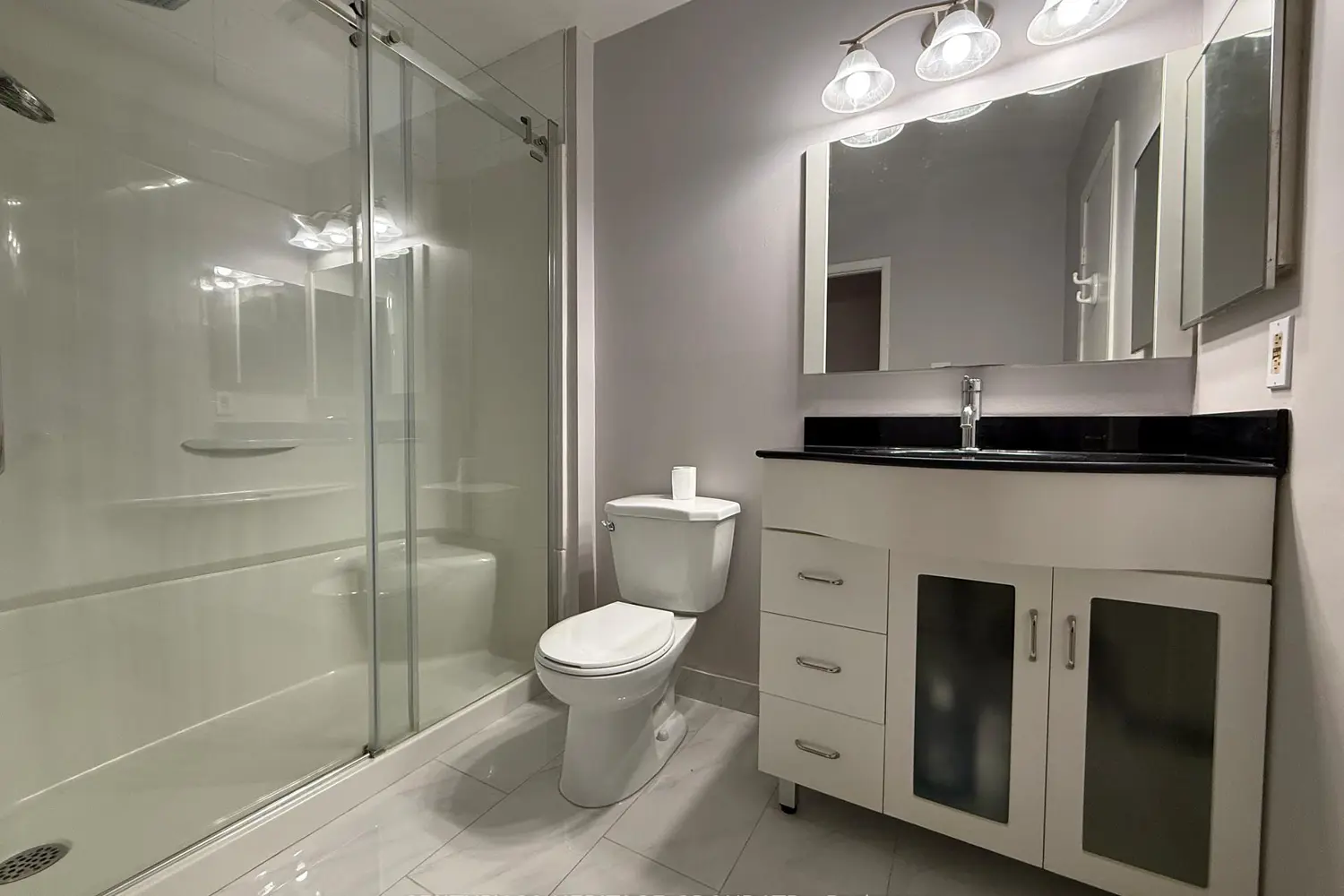 Additional image 9 of 9 Corona Gate