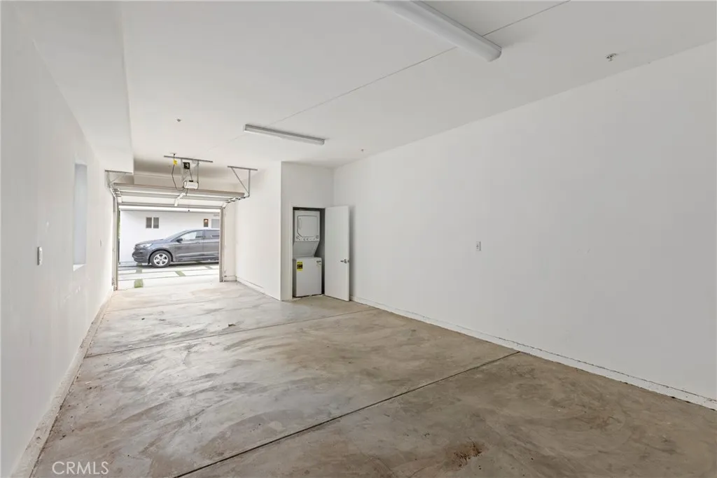 10918 Hesby Street, North Hollywood, CA 91601