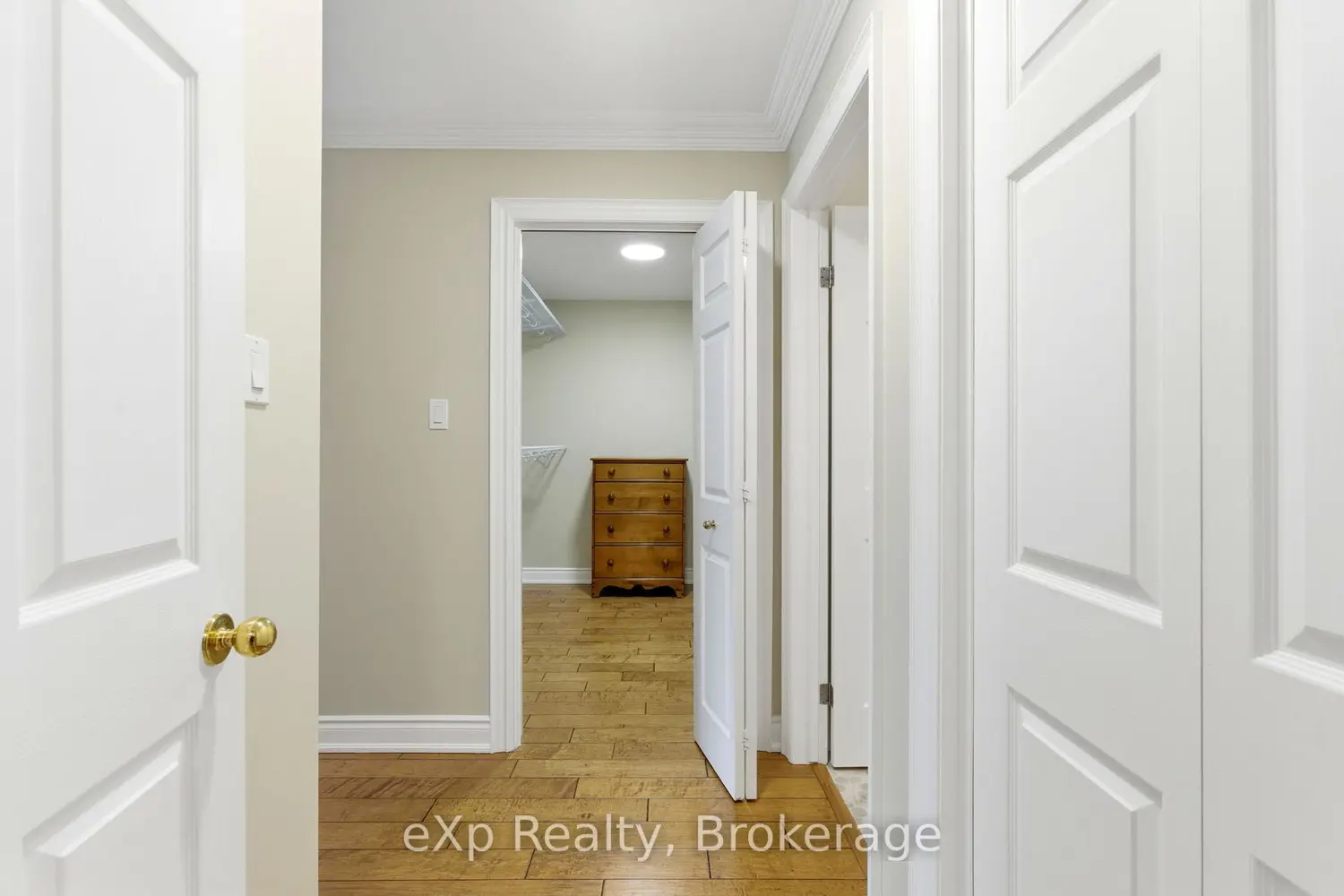 Additional image 10 of 30 Front Street 206