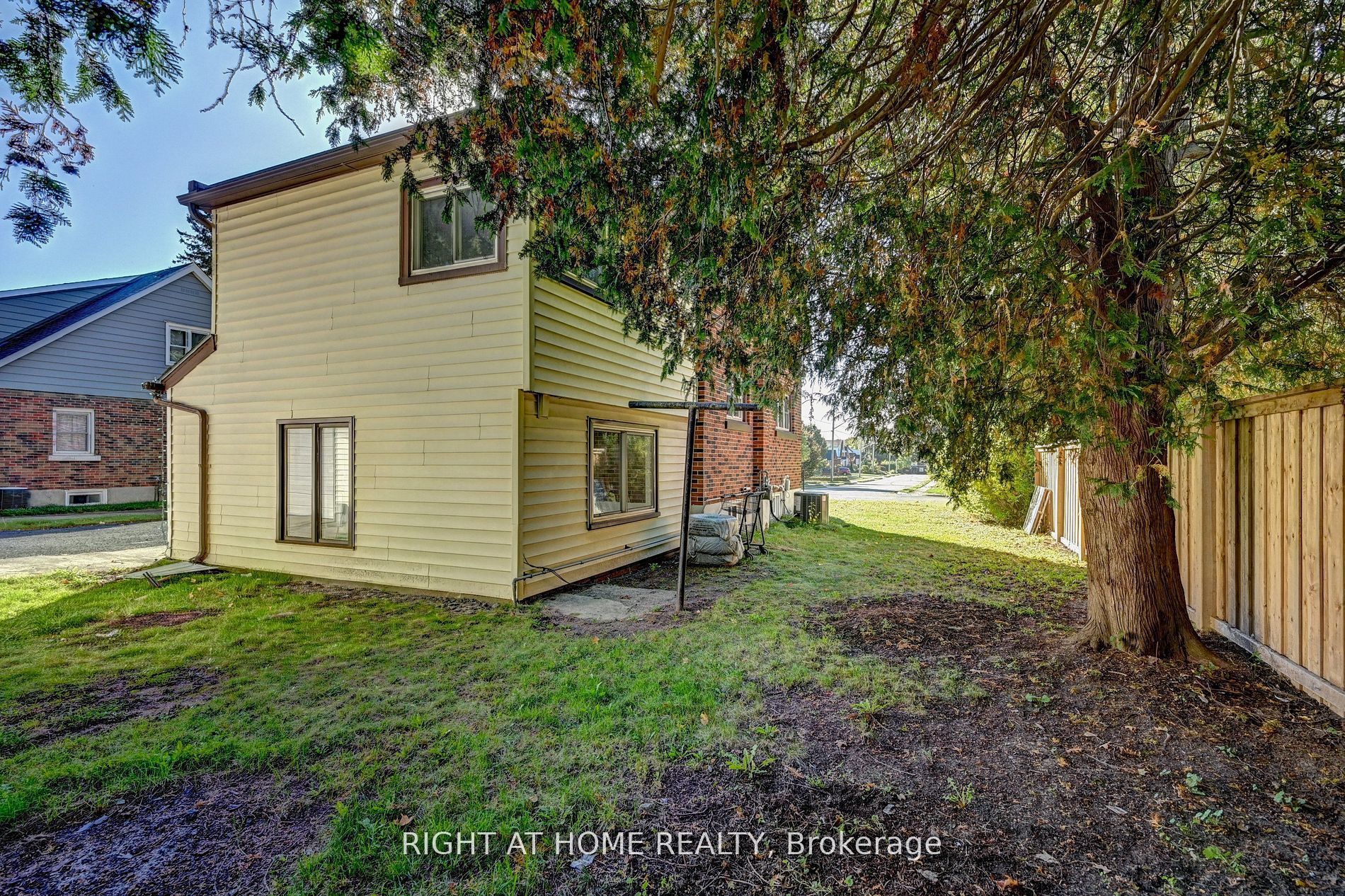 Additional image 6 of 10 Monroe Street, Cambridge, ON, N1R 2C5
