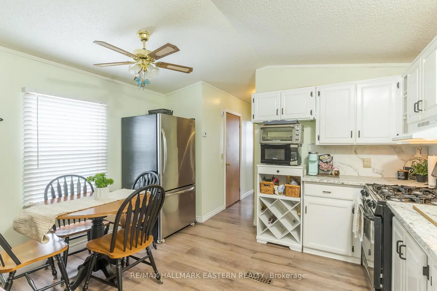 Additional image 11 of 2244 Heritage Line 26B