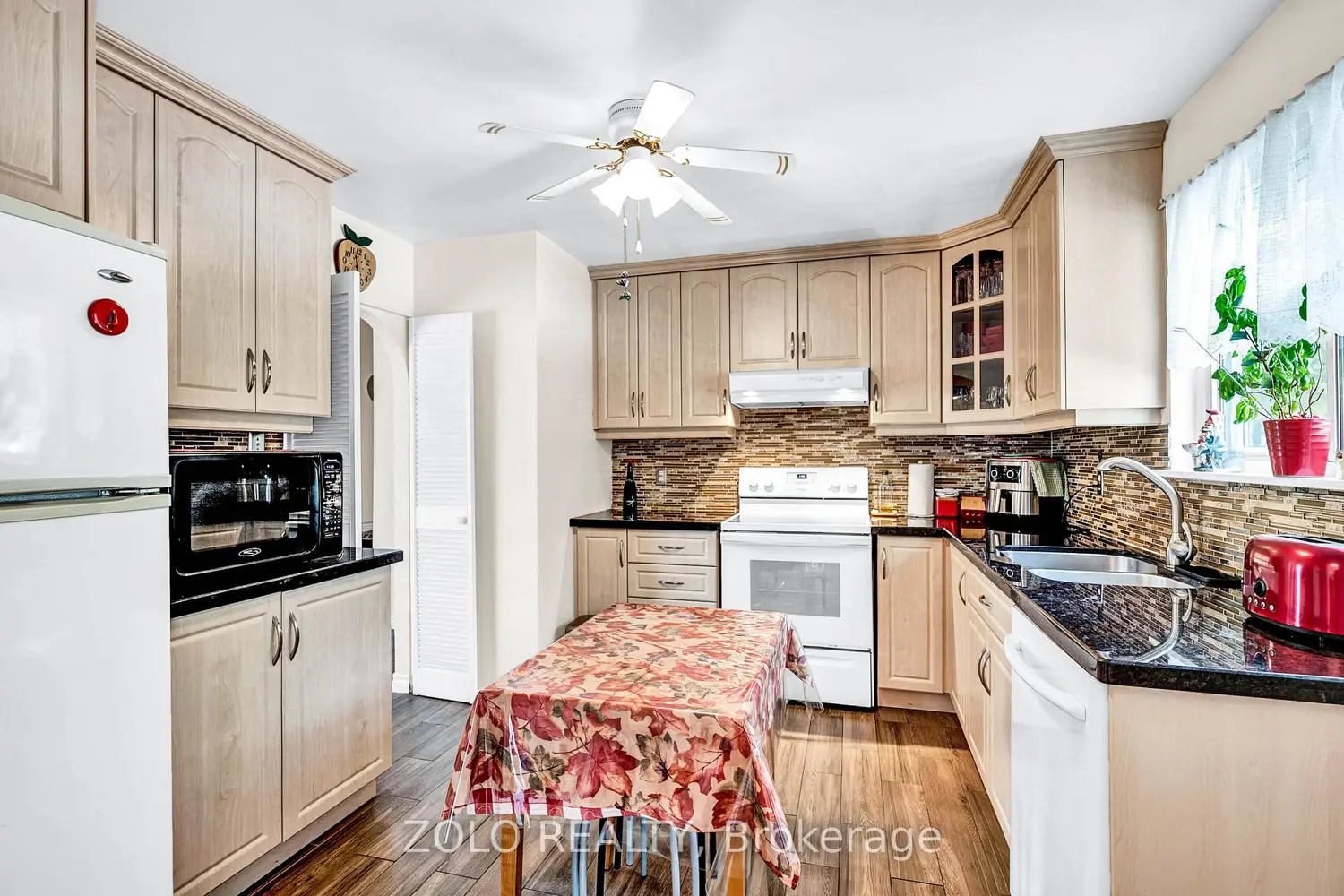 Additional image 9 of 129 Folkstone Crescent