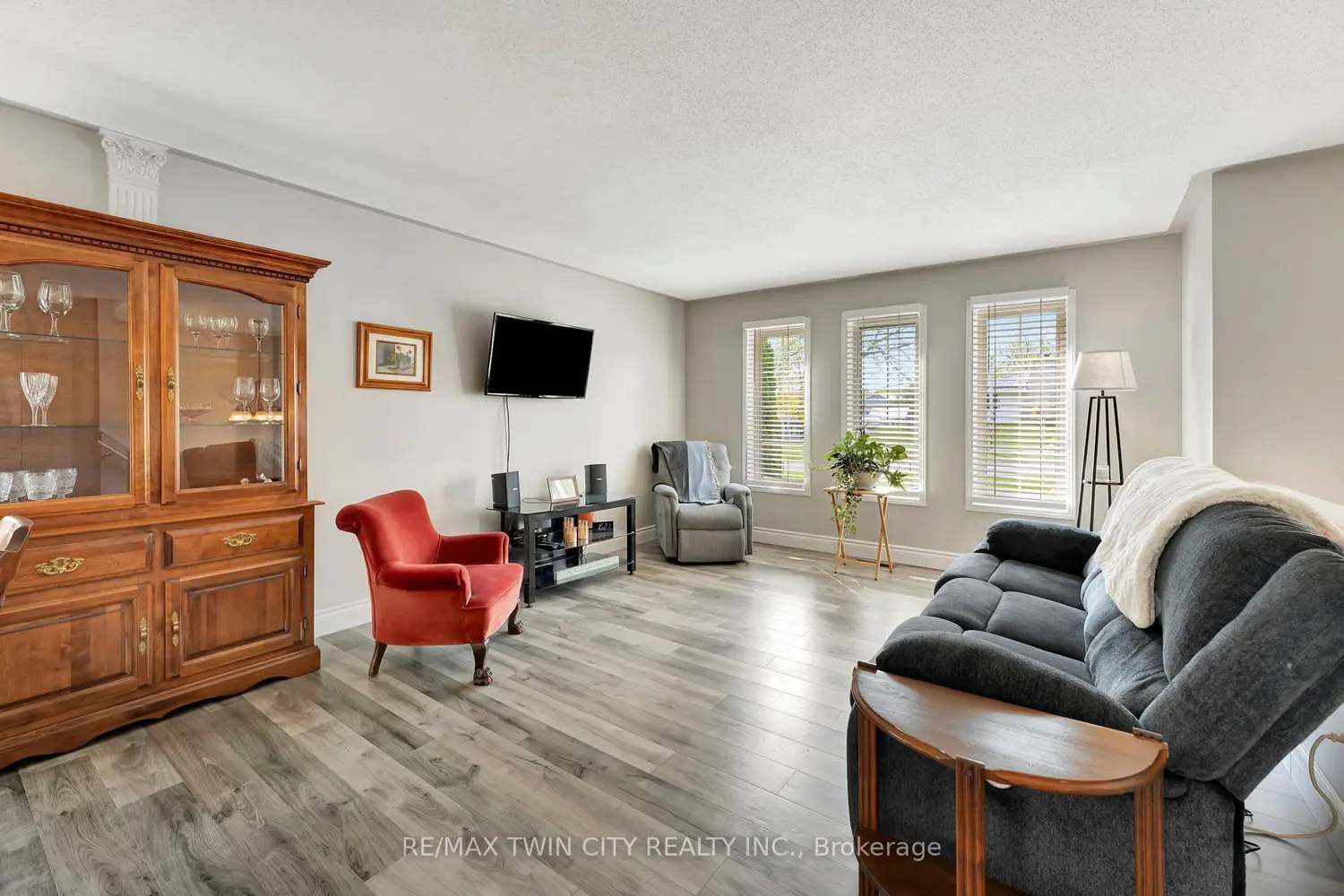 Additional image 4 of 1565 Old Brock Street