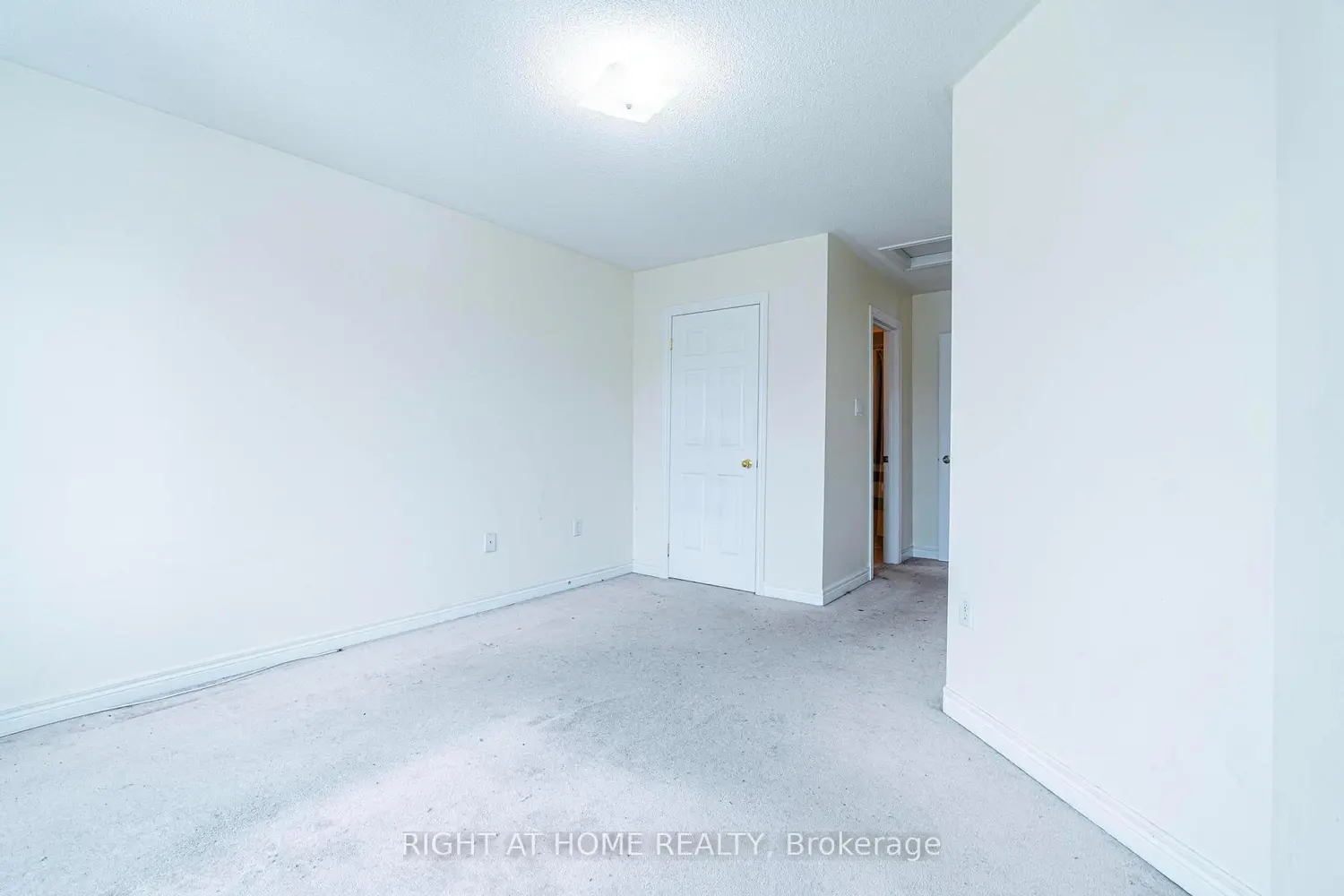 Additional image 18 of 23 Ignatius Lane