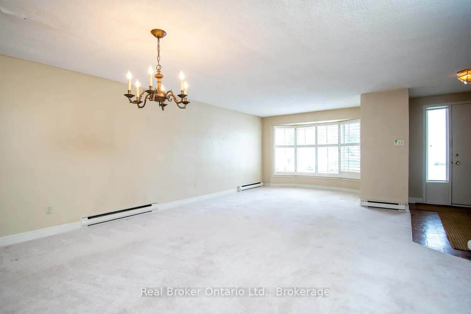 Additional image 3 of 2054 Brant Street 6