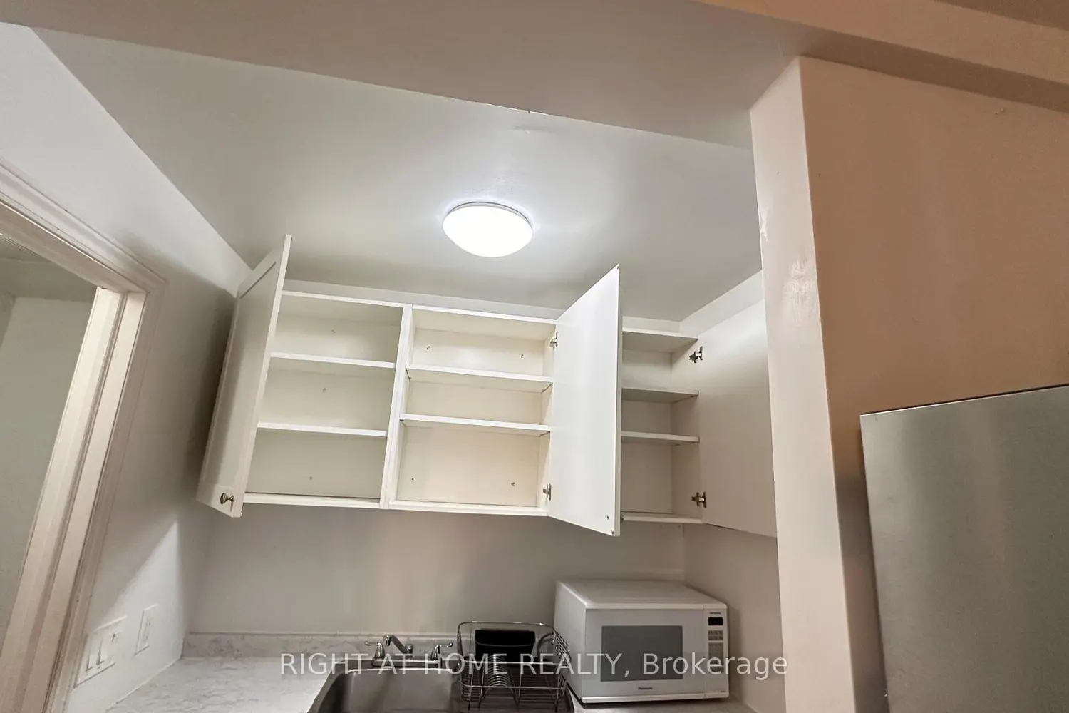 Additional image 9 of 380 Bayview Parkway