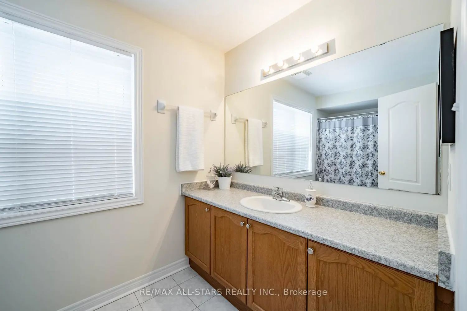 Additional image 14 of 18 Jonas Millway, Whitchurch-Stouffville