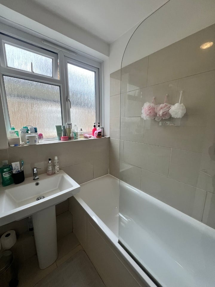 Additional image 2 of 2 Bed Flat, Pennethorne Road, SE15, N1 7GU