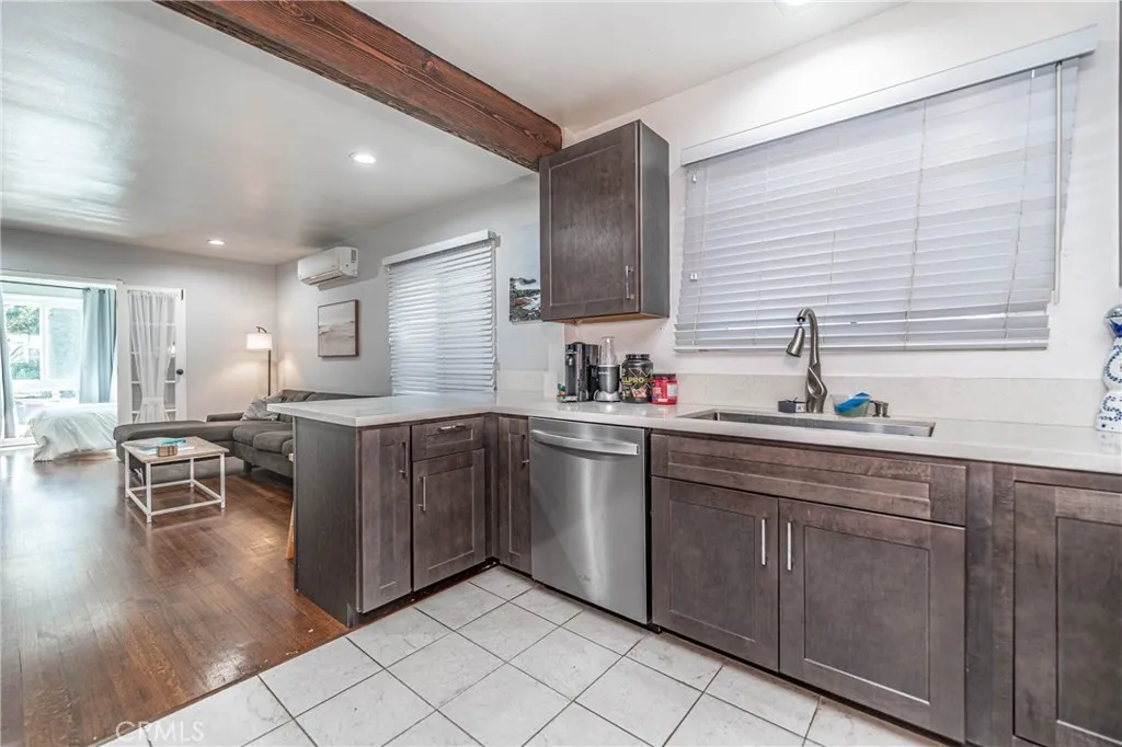 Additional image 19 of 325 Cedar Ave, Long Beach, CA 90802