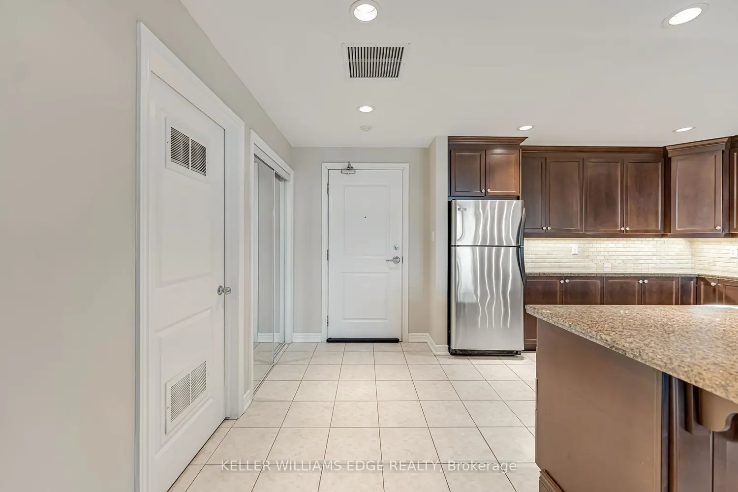 396 Plains Road 207 photo 4