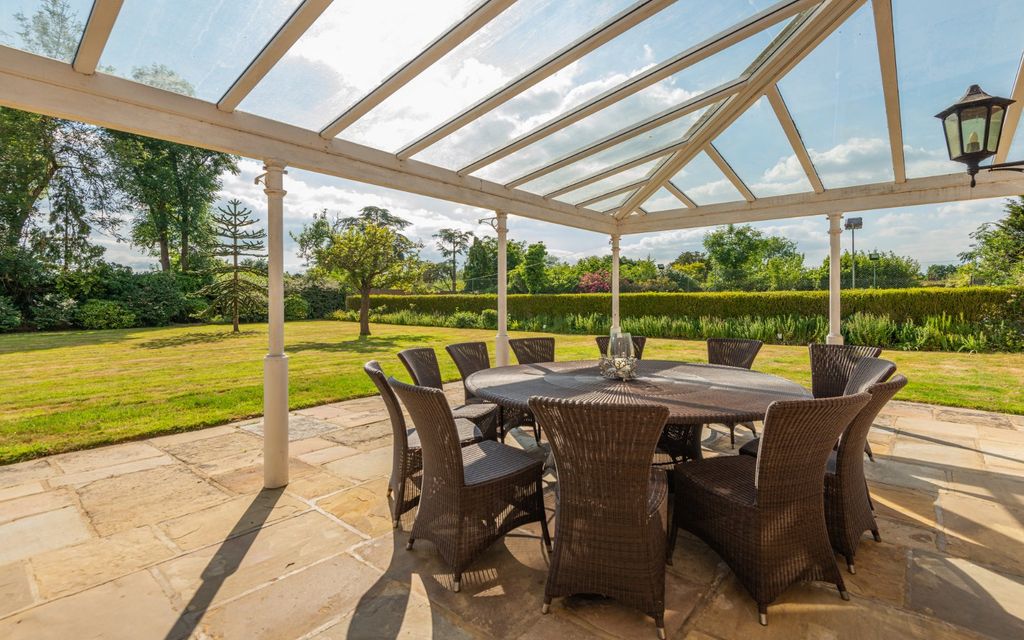 Additional image 14 of 7 bed detached house for saleMoney Row Green, Holyport, Maidenhead, Berkshire SL6