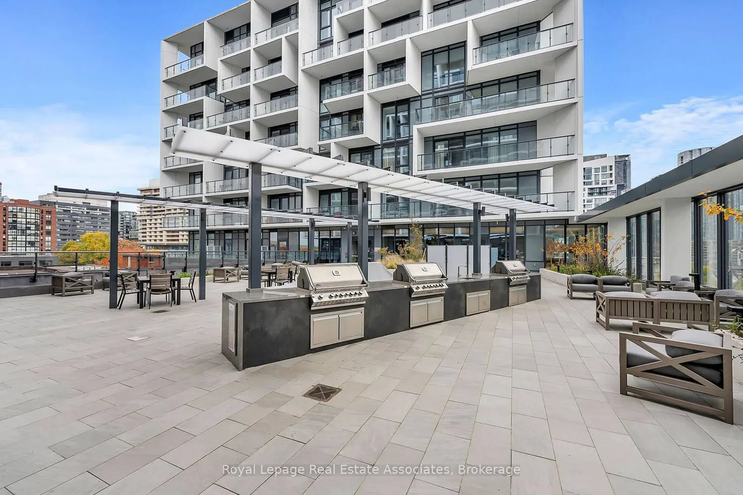 Additional image 10 of 9 Tecumseth Street 422