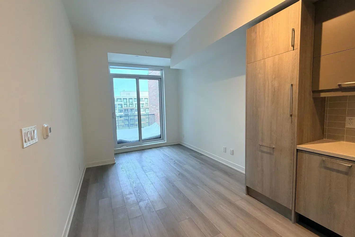 8119 Birchmount Road 1032 photo 3