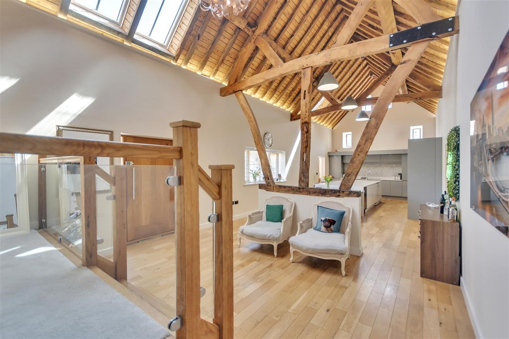 5 bed barn conversion for saleGledrid, Gledrid, Chirk LL14 photo 5