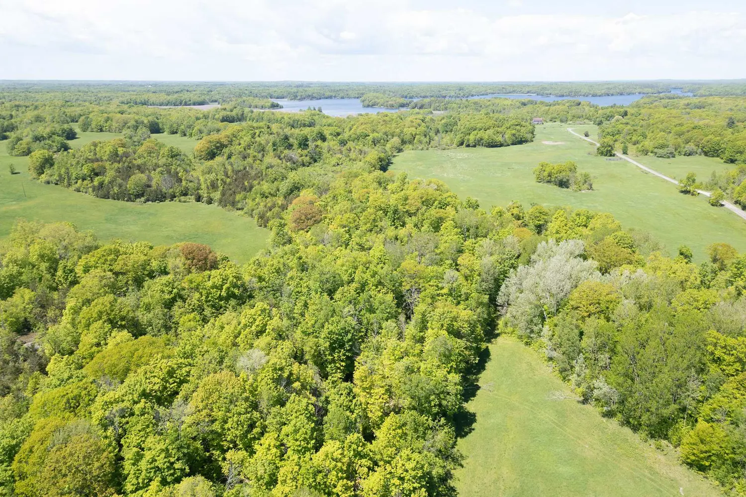 Additional image 10 of 1122 Gananoque Lake Road
