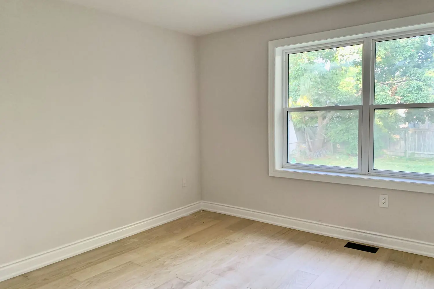 Additional image 7 of 38 Thorncroft Crescent, Ajax