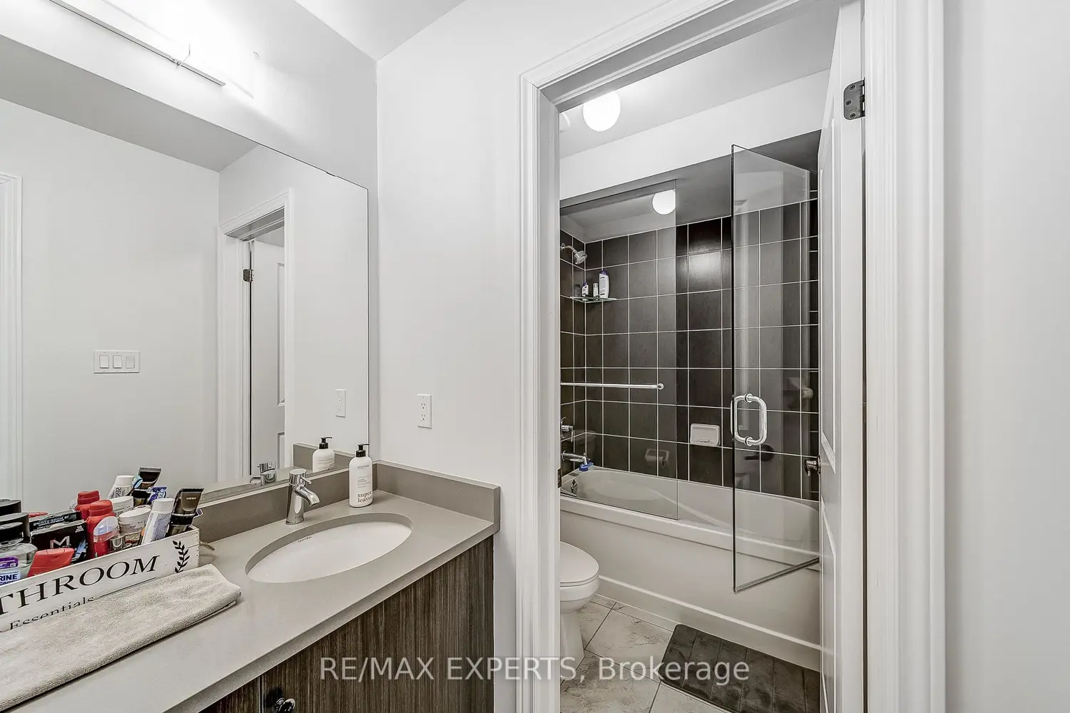 Additional image 13 of 60 Humbershed Crescent