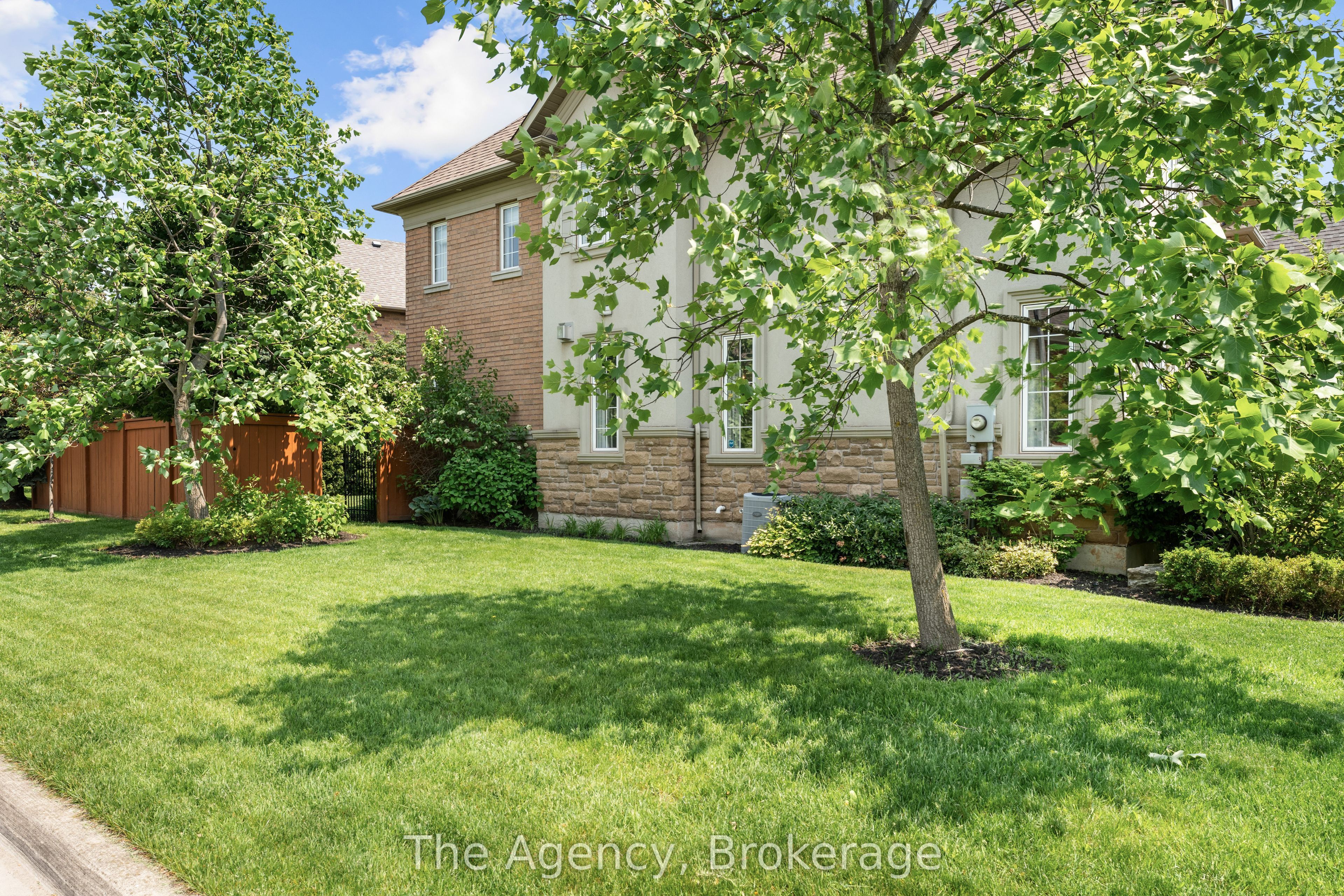 Additional image 6 of 297 Fritillary Street, Oakville, ON, L6L 6W7