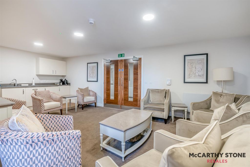 Additional image 12 of 2 bed flat for saleAndrews Court, Molescroft Road, Beverley HU17