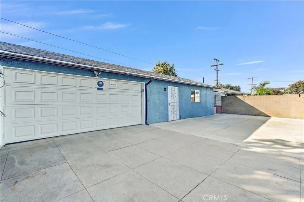 Additional image 31 of 9807 S Denker Ave, Los Angeles, CA 90047