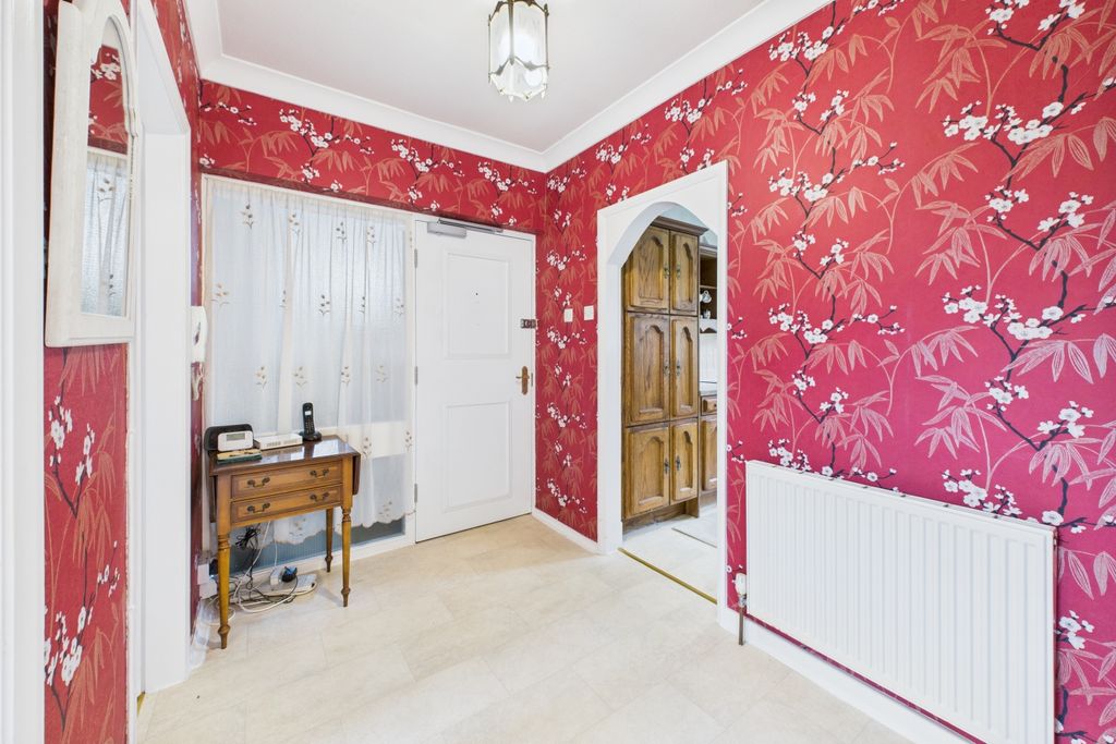 Additional image 15 of 3 bed flat for sale2 Burlington Close, Dore S17