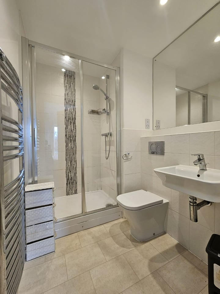 Additional image 11 of 2 Bed Flat, Madison Walk, B15, N1 7GU