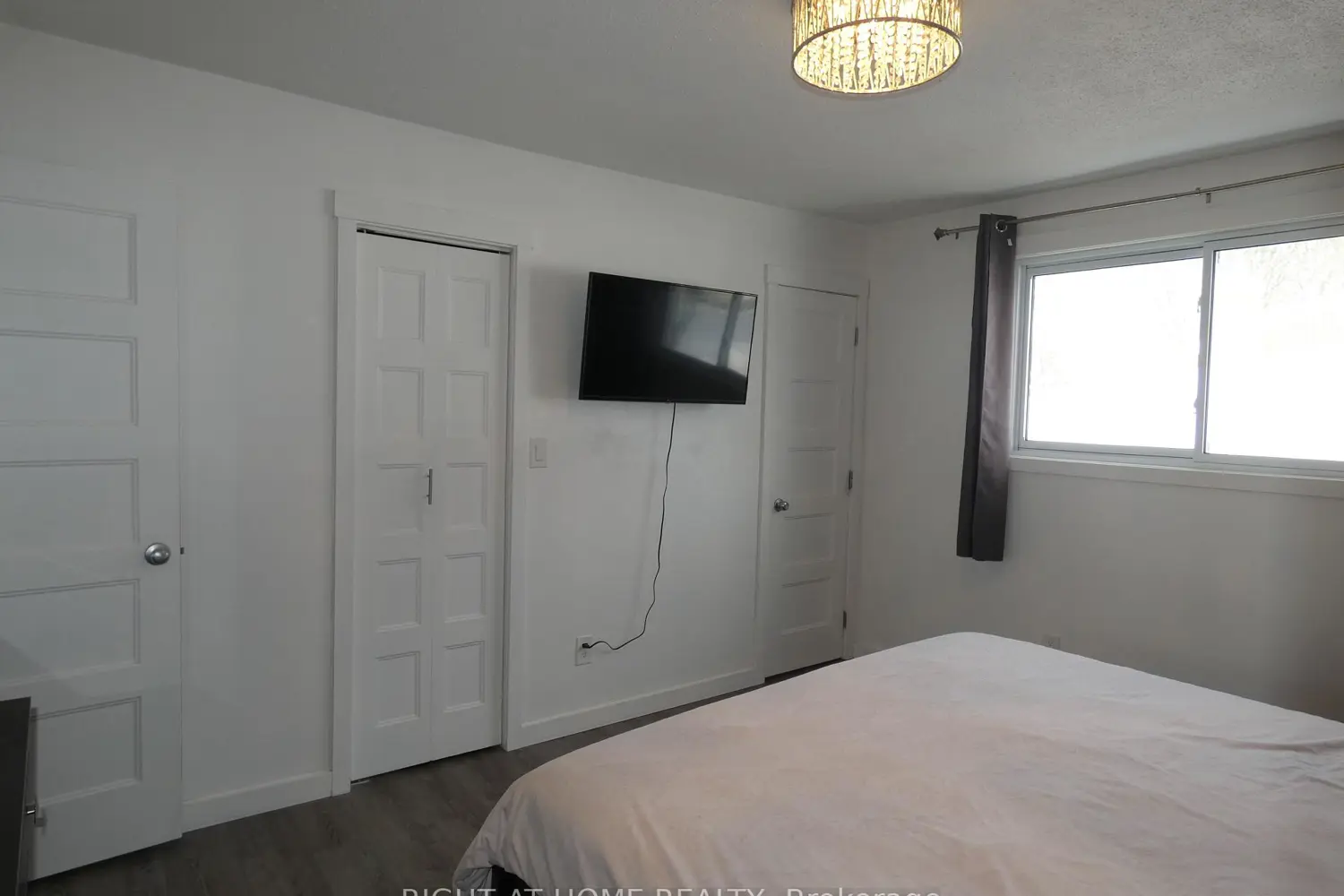 Additional image 7 of 27 Shore Acres Boulevard