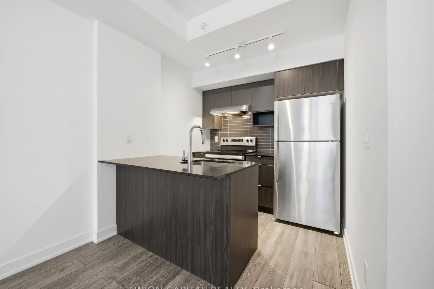 Additional image 8 of 1139 Cooke Boulevard 309