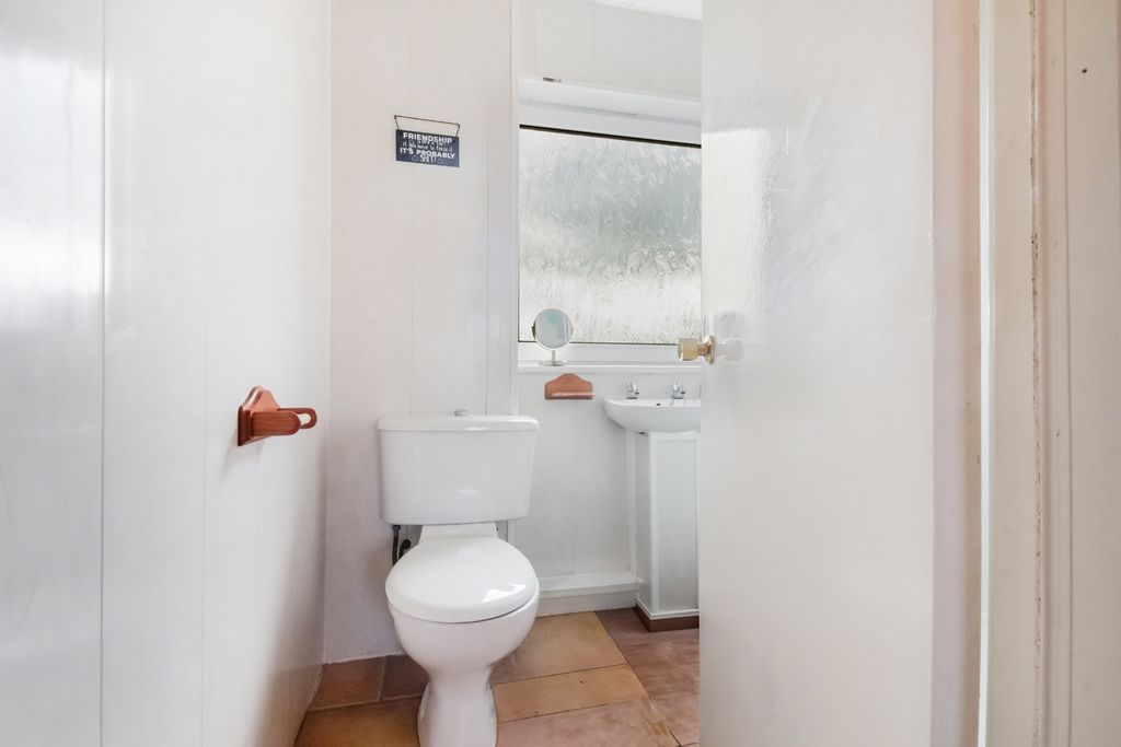 Additional image 11 of 1 bed penthouse for saleBurnside Terrace, West Dunbartonshire, Dumbarton G82