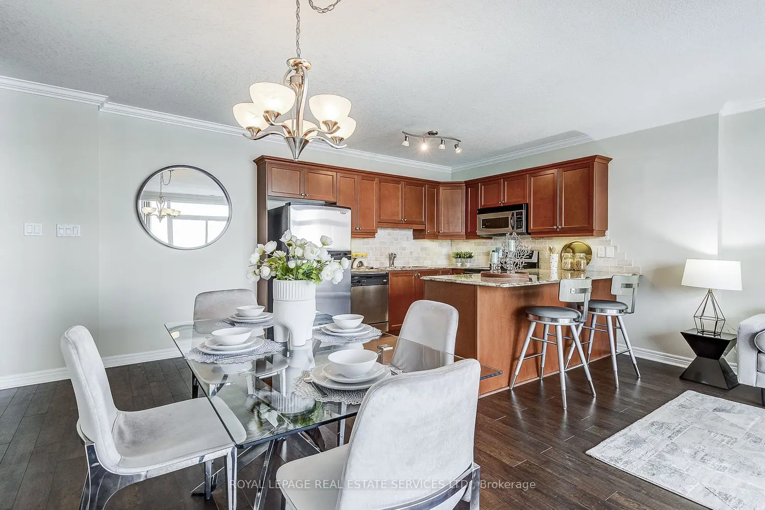 Additional image 5 of 1998 Ironstone Drive 713