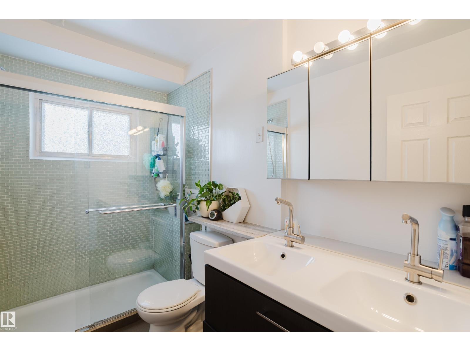 Additional image 6 of 14632 95 Avenue NW, Edmonton, AB, T5N0B3