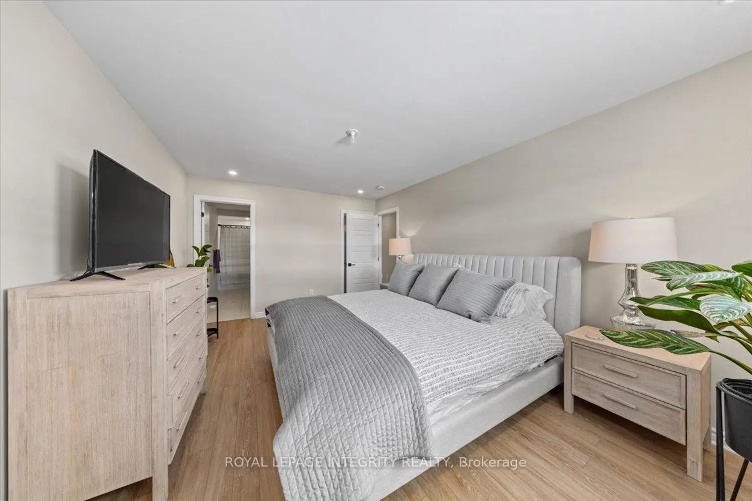 Additional image 14 of 355 Crossway Terrace