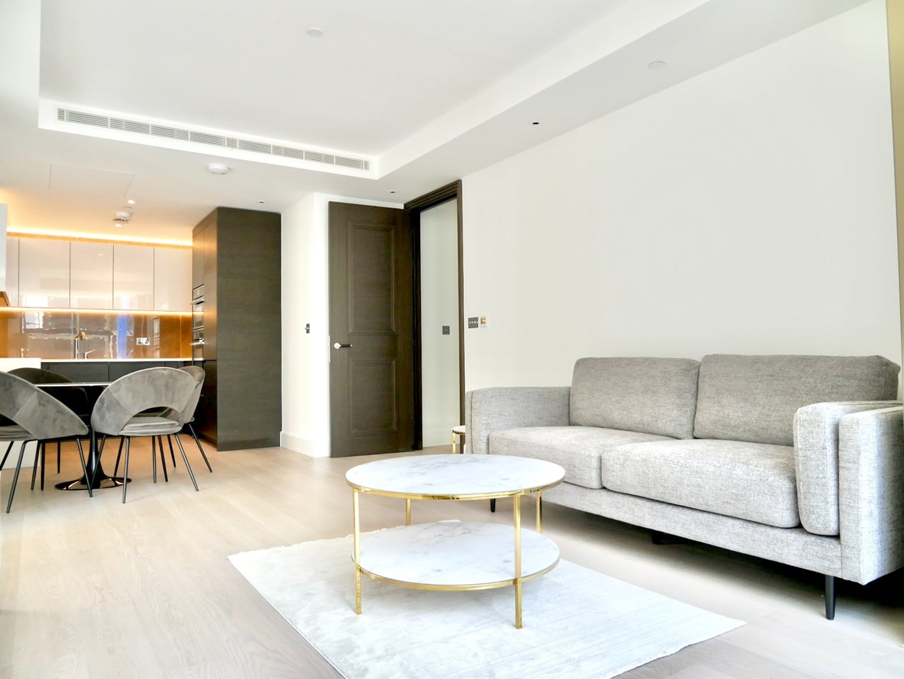 2 Bed Flat, Maclaren House, W14, N1 7GU