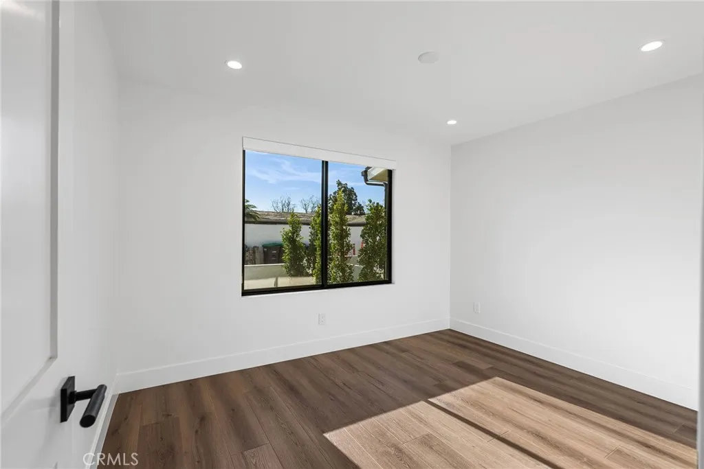 Additional image 42 of 251 Costa Mesa St Unit A, Costa Mesa, CA 92627