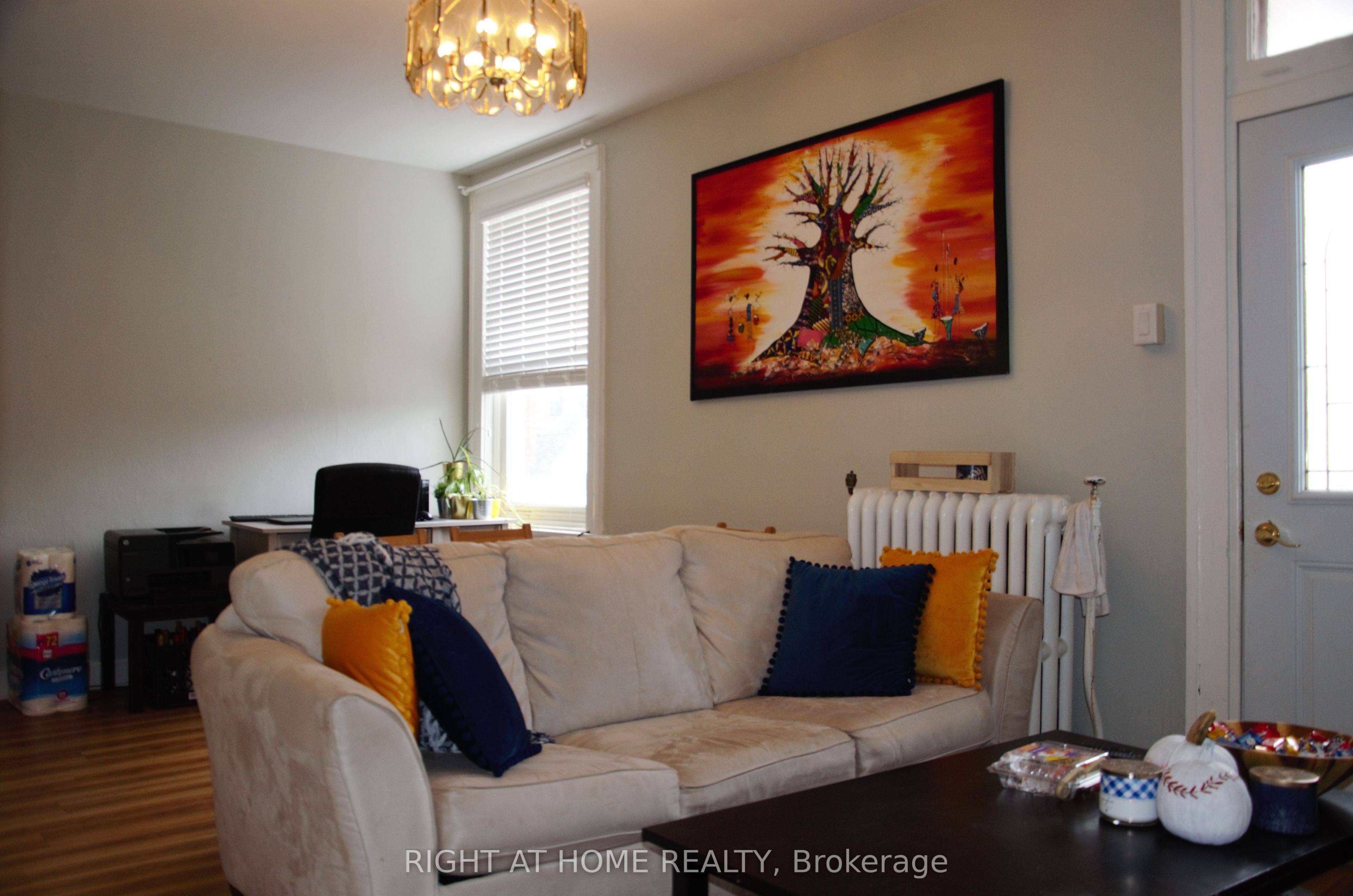 Additional image 2 of 177 Goulburn Avenue, Ottawa, ON, K1N 8E3