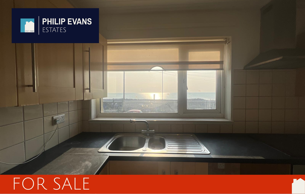 4 bed flat for saleBorth SY24 photo 3