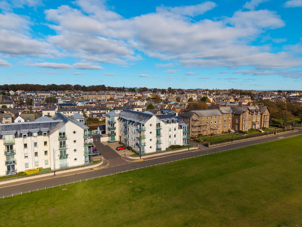 2 bed flat for saleLinks Parade, Carnoustie, 7 DD7 photo 3