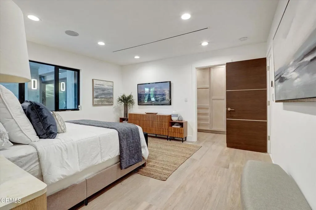 Additional image 42 of 4423 Bergamo Drive, Los Angeles, CA 91436