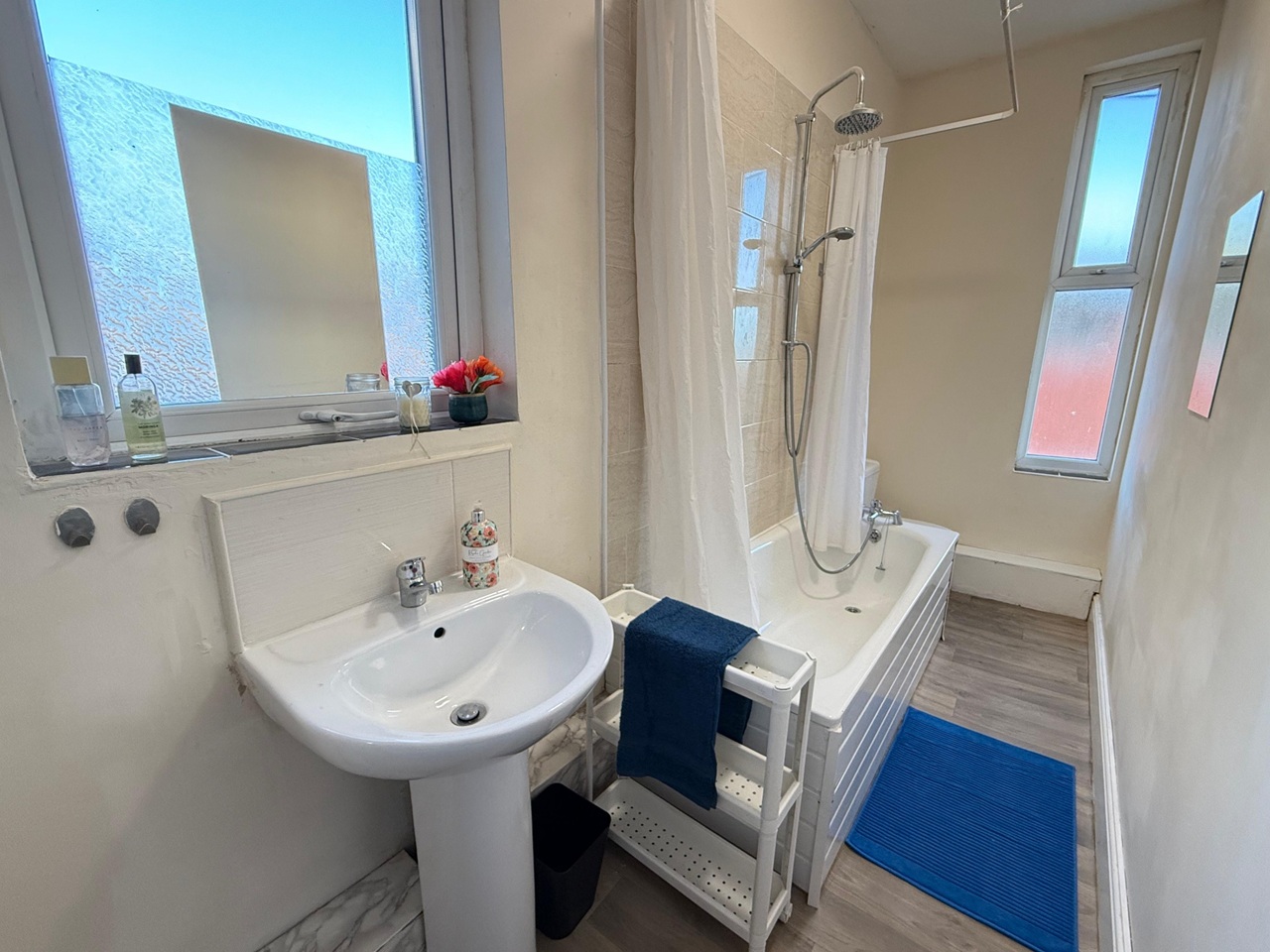 Additional image 8 of Room in a Shared Flat, Woodsley Road, LS3, N1 7GU