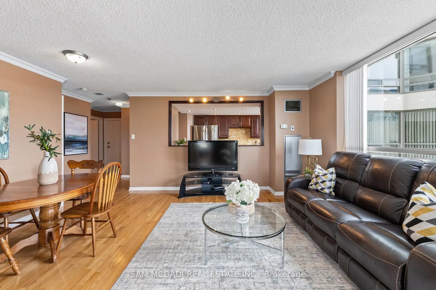 Additional image 5 of 75 King Street 1105