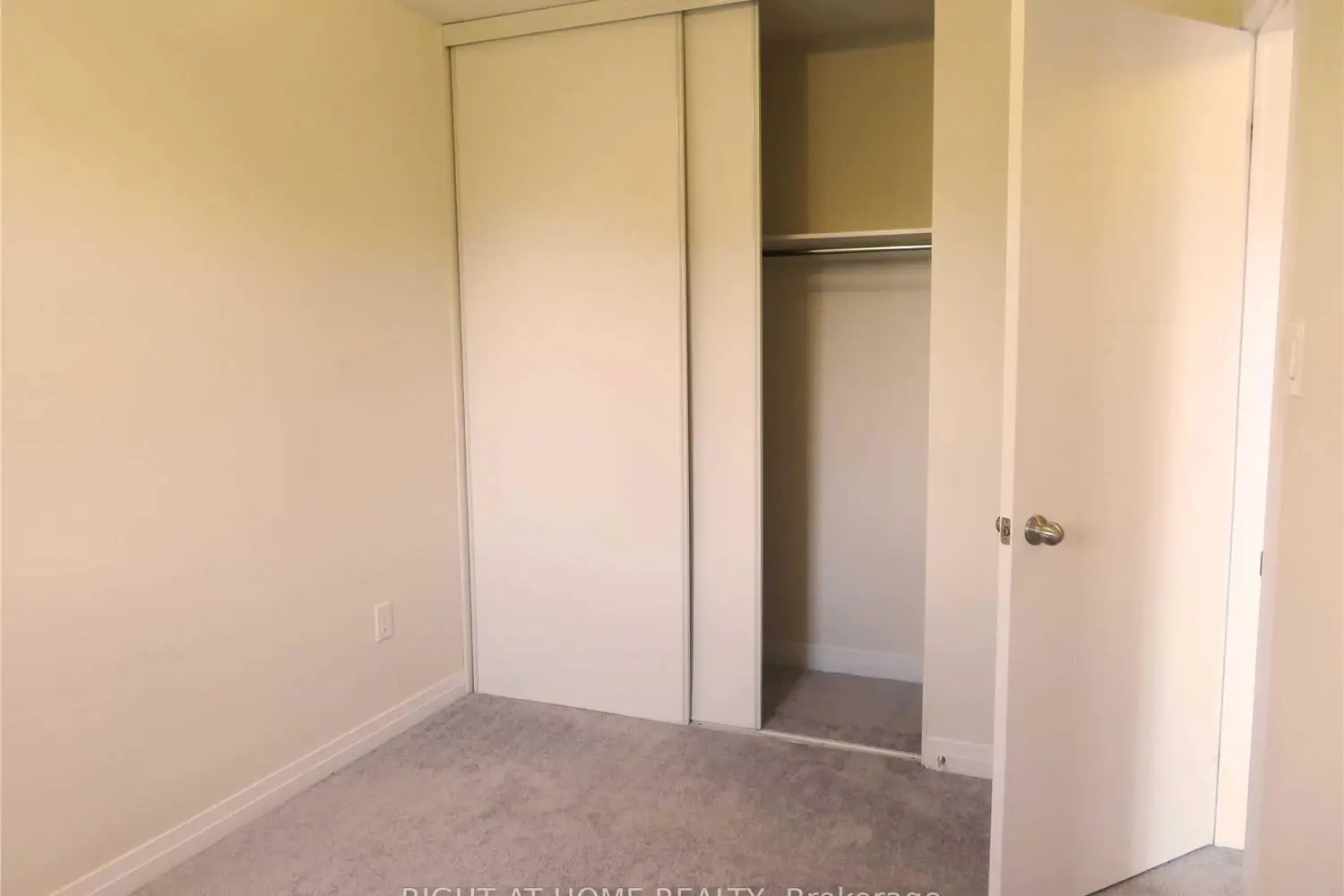 Additional image 9 of 37 Bedford Estates Crescent