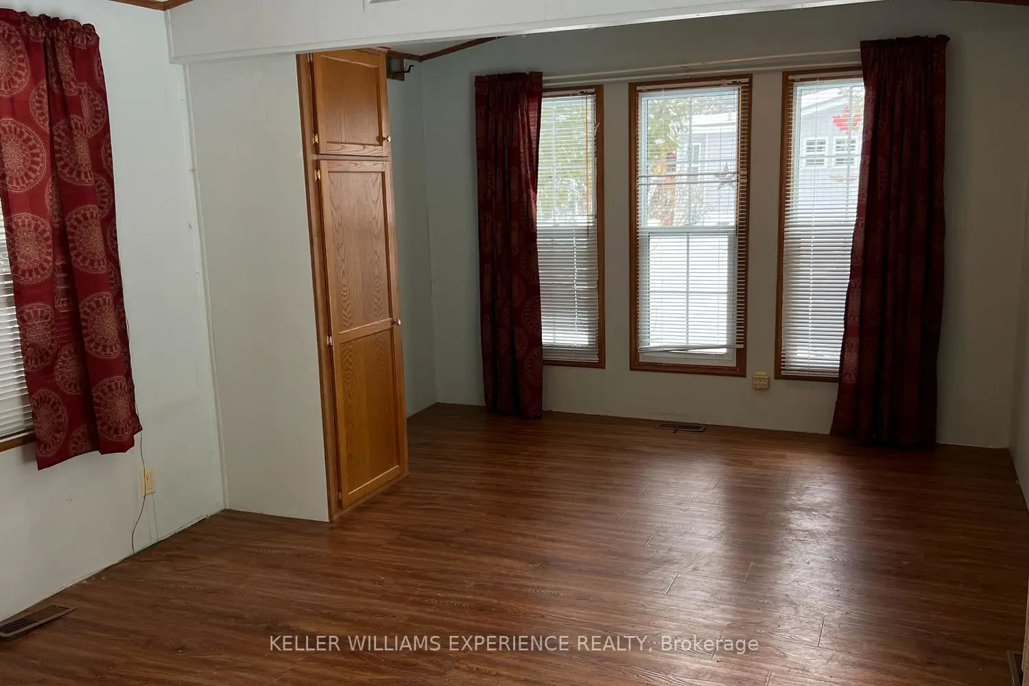 Additional image 4 of 18 Prince Rupert Avenue