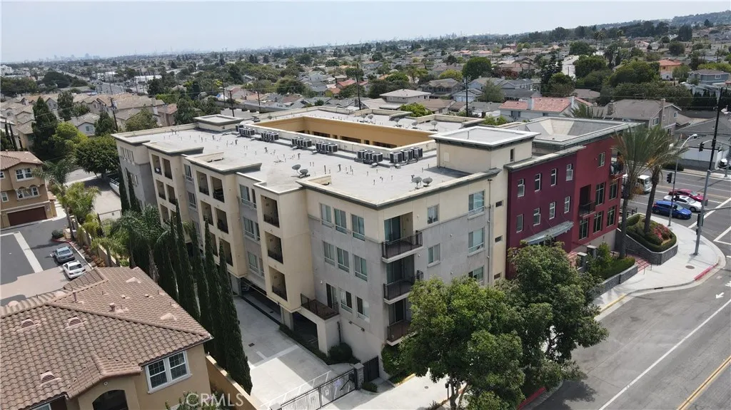 2742 Cabrillo Avenue Unit 302, Torrance, CA 90501