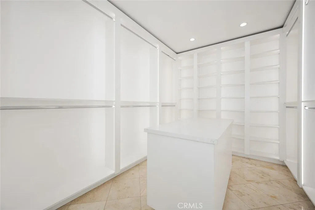 Additional image 97 of 1724 Bluff Pl, Long Beach, CA 90802