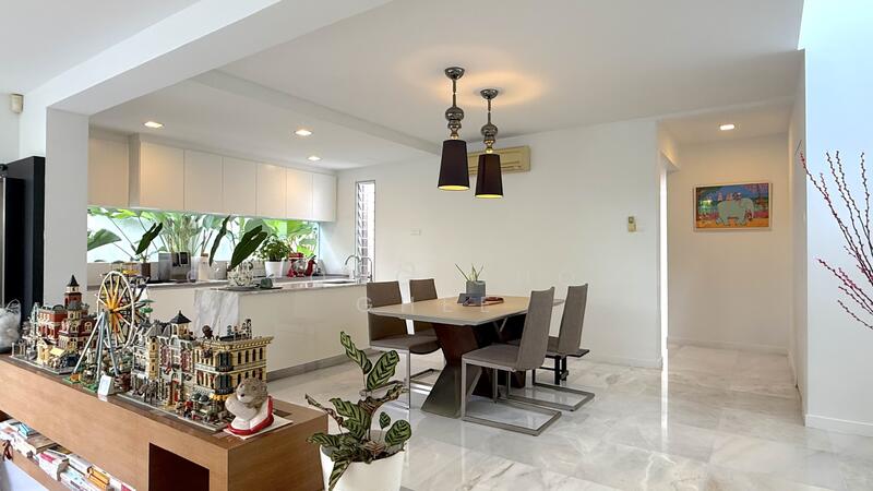 Additional image 2 of Springleaf Road