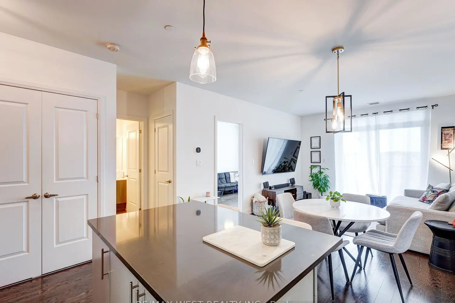 Additional image 9 of 15277 Yonge Street 503